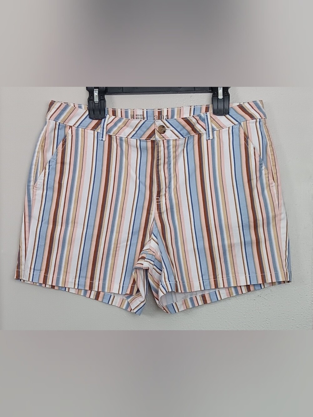 a.n.a Mid Rise Midi Short Striped Streach 5" Inseam Multicolor Sz 14